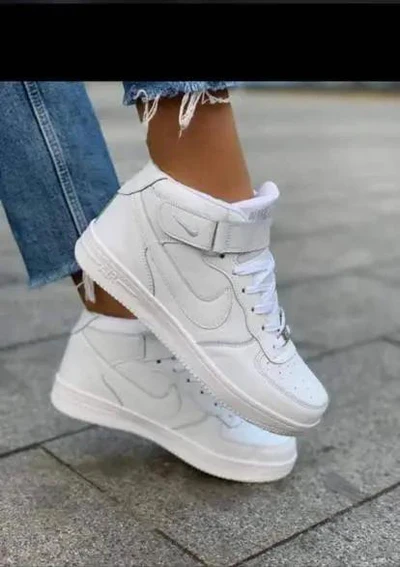 Airforce sneakers